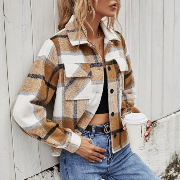 CASUAL DOLLZ Plaid Print Crop Jacket Button Down - Picture 3 of 5